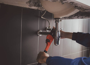 Göztepe Lavabo Tikali Boru Açma